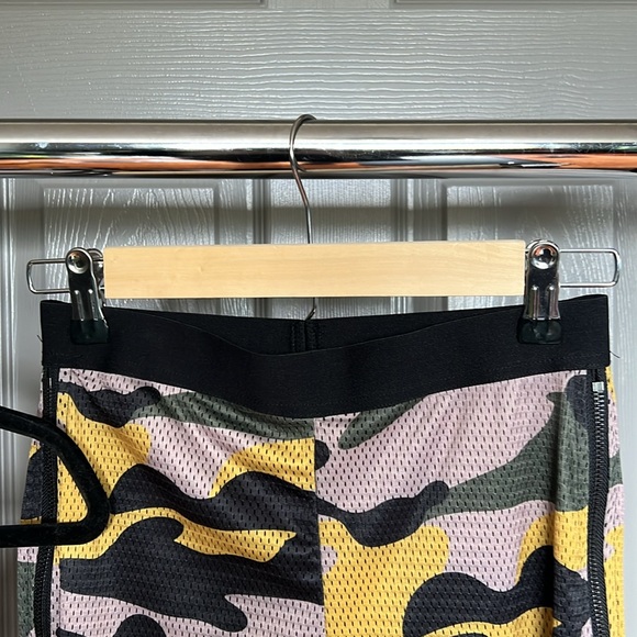 Matching sets - Picture 6 of 9